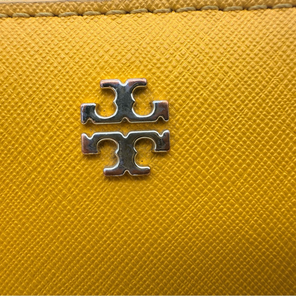 Tory Burch Robinson Zip Continental Wallet - Daylily Yellow Saffiano - Picture 6 of 7